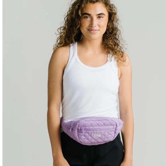 Zyia - Lilac Streeterville Crossbody Bag - Picture 7 of 8